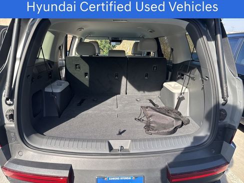 Used 2025 Hyundai Santa Fe SEL image 19