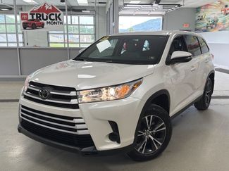 Used 2019 Toyota Highlander LE AWD/4WD video 1