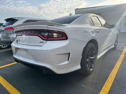 Used 2019 Dodge Charger GT image 4