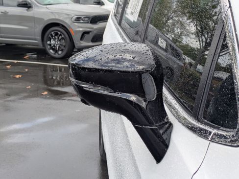 New 2026 Chrysler Pacifica Select image 13