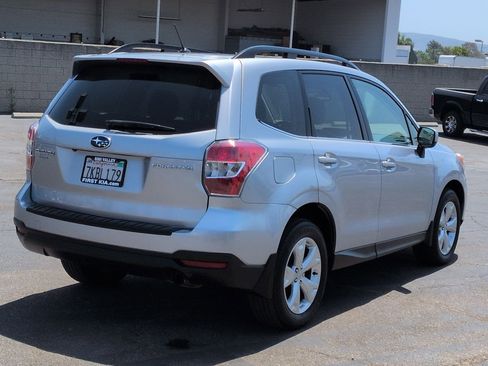 Used 2015 Subaru Forester 2.5i Limited AWD/4WD image 6