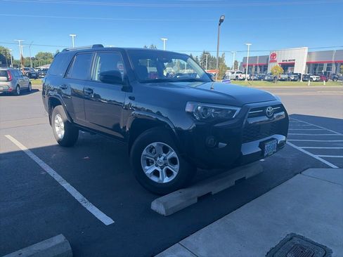 Used 2024 Toyota 4Runner SR5 RWD image 1