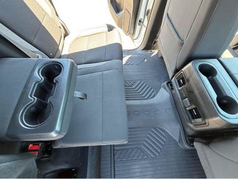 Used 2021 Chevrolet Silverado 1500 LT Trail Boss w/ Bed Protection Package AWD/4WD image 8