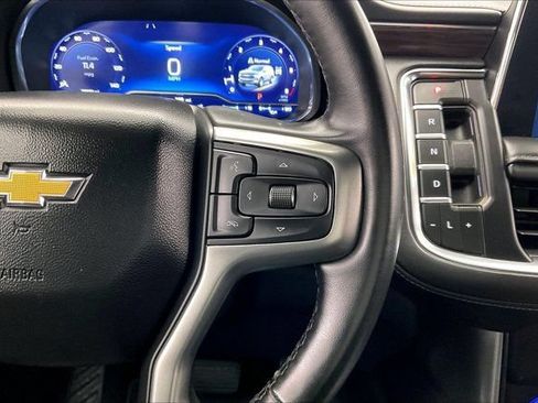 Used 2024 Chevrolet Suburban LT AWD/4WD image 21