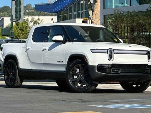 Used 2026 Rivian R1T Adventure AWD/4WD image 2