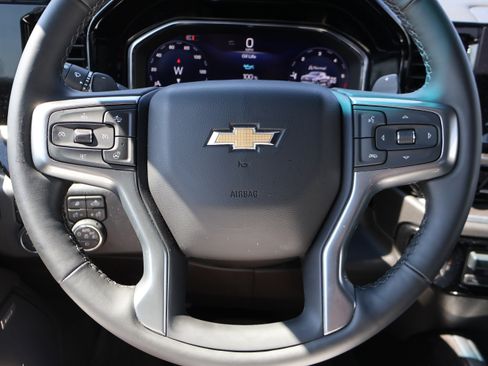 Used 2025 Chevrolet Silverado 1500 LTZ w/ LTZ Convenience Package II image 34