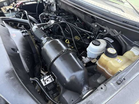 Used 2006 Ford F150 STX image 36