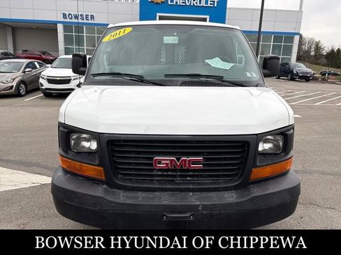 Used 2011 GMC Savana 1500 image 8