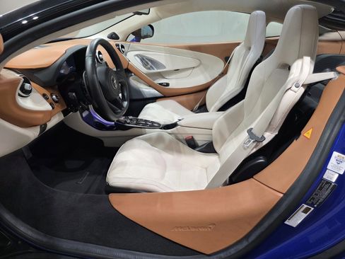 Used 2023 McLaren GT RWD image 6