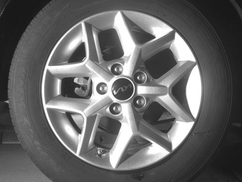 Used 2025 Kia Soul LX w/ LX Technology Package FWD image 15