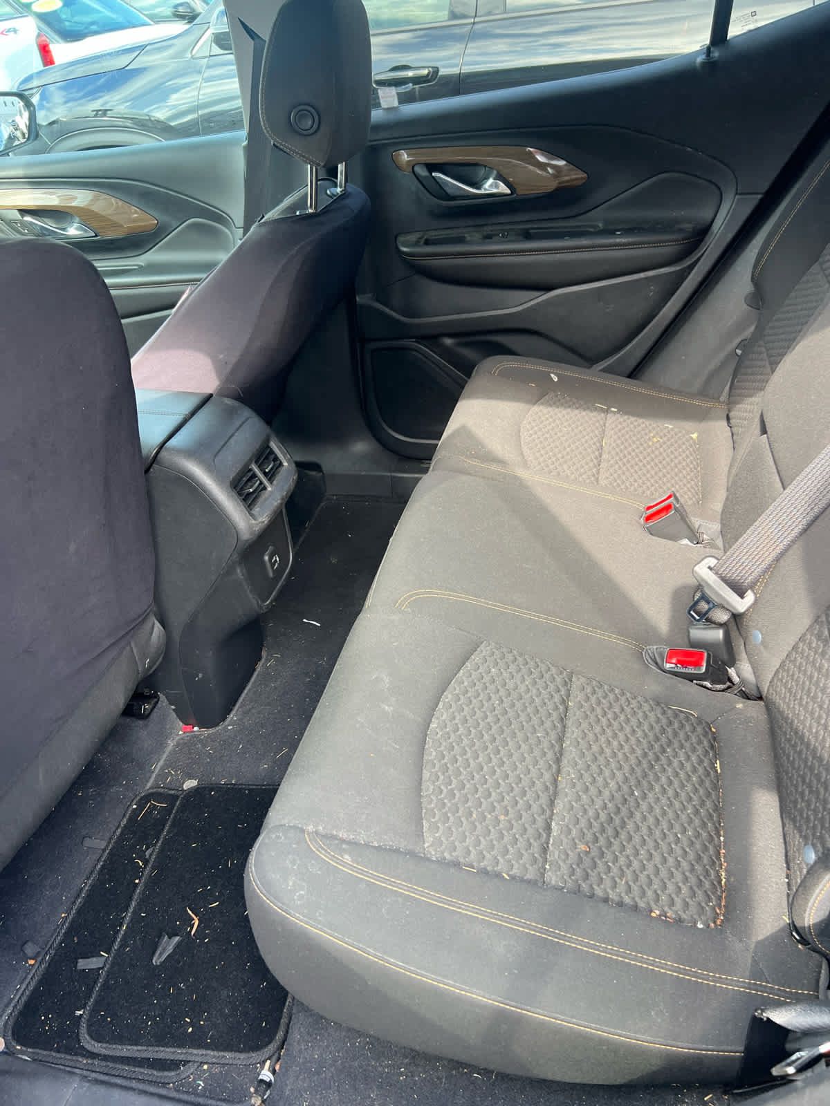 Used 2021 GMC Terrain SLE FWD image 5