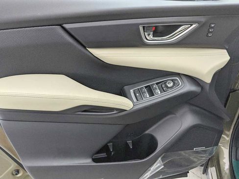 New 2025 Subaru Ascent Limited image 14