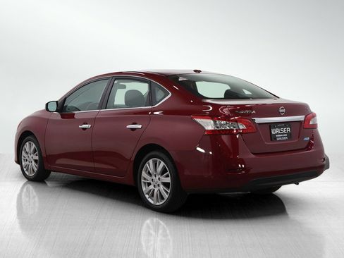 Used 2013 Nissan Sentra SL w/ Navigation Pkg image 3