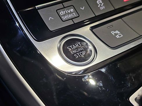 Certified 2025 Audi Q8 Premium Plus w/ Premium Plus Package image 37