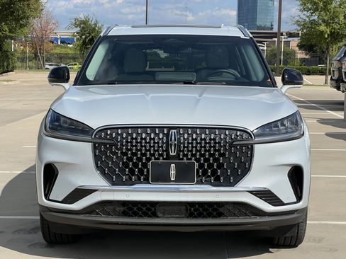 New 2025 Lincoln Aviator Reserve image 13