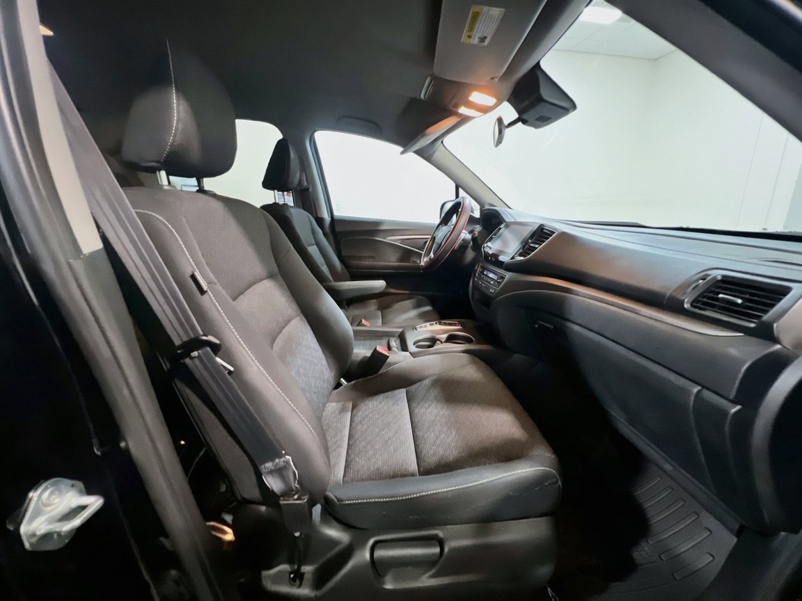 Used 2021 Honda Ridgeline Sport image 19