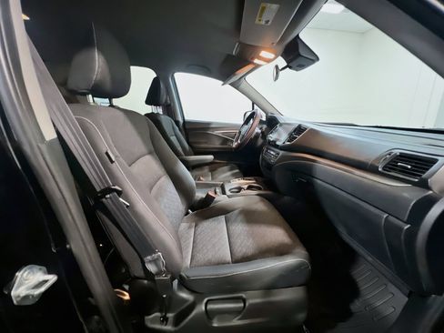 Used 2021 Honda Ridgeline Sport image 19