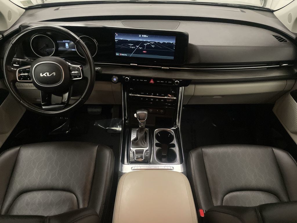 Used 2022 Kia Carnival EX FWD image 14
