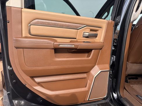 Used 2024 RAM 3500 Limited w/ Safety Group image 37