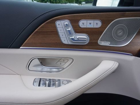 Certified 2024 Mercedes-Benz GLE 450e 4MATIC image 10