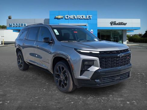 New 2026 Chevrolet Traverse RS image 3