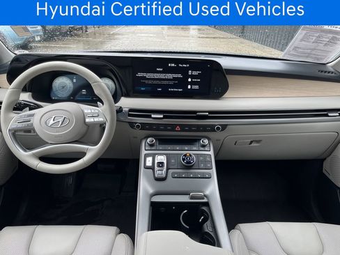 Used 2023 Hyundai Palisade Limited w/ Winter Package AWD/4WD image 23
