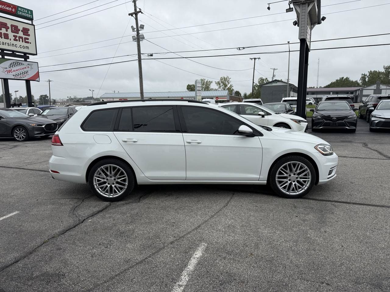 Used 2019 Volkswagen Golf S FWD image 5
