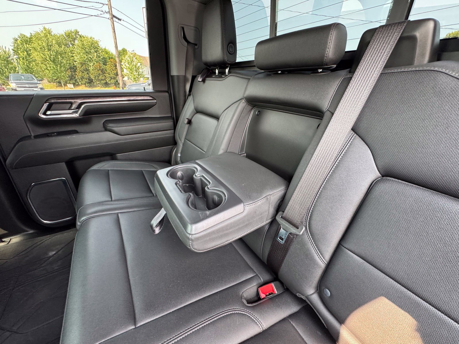 Used 2024 Chevrolet Silverado 2500 LTZ w/ LTZ Plus Package AWD/4WD image 34