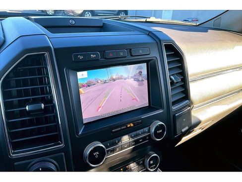 Used 2021 Ford Expedition Limited image 14