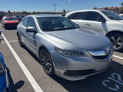 Used 2017 Acura TLX V6 image 3