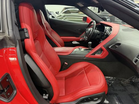 Used 2015 Chevrolet Corvette Z06 w/ 3LZ Preferred Equipment Group image 22