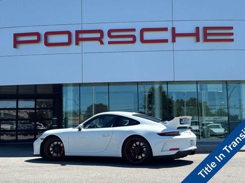 Used 2018 Porsche 911 GT3 RWD image 3