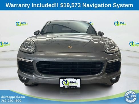 Used 2016 Porsche Cayenne AWD/4WD image 2