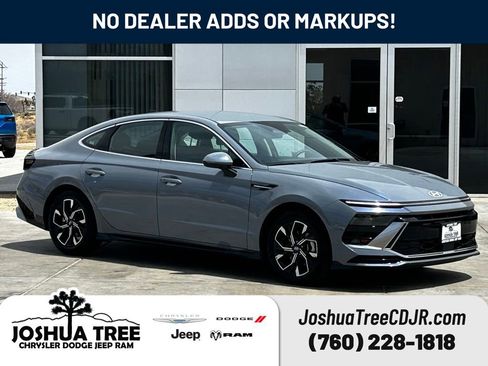 Used 2025 Hyundai Sonata SEL FWD image 1