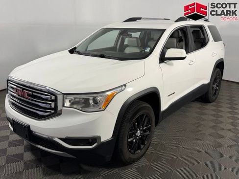 Used 2018 GMC Acadia SLT AWD/4WD image 3