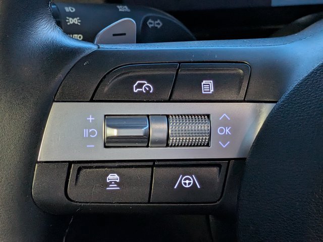 Used 2025 Hyundai Kona SEL AWD/4WD image 25