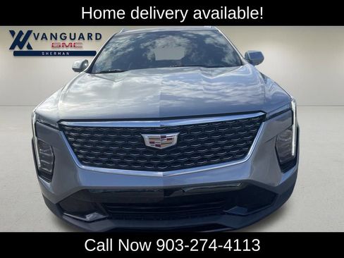 Used 2024 Cadillac XT4 Premium Luxury image 10