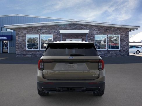 New 2026 Ford Explorer ST-Line w/ ST-Line Street Pack image 5