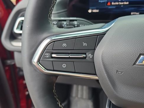 Used 2025 Chevrolet Traverse LT w/ LPO, Floor Liner Package FWD image 24