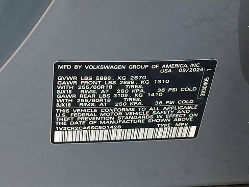 Certified 2025 Volkswagen Atlas Peak Edition SE image 27