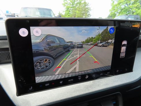 New 2025 Ford Maverick XLT w/ XLT Luxury Package image 12