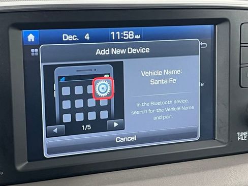 Used 2020 Hyundai Santa Fe SE image 31