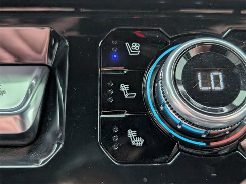 Used 2024 GMC Sierra 1500 AT4 w/ Technology Package image 20