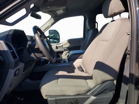 Used 2022 Ford F250 XLT w/ XLT Premium Package image 15