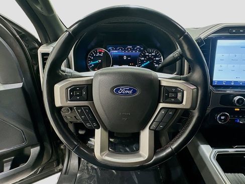 Used 2022 Ford F250 Platinum w/ FX4 Off-Road Package AWD/4WD image 11