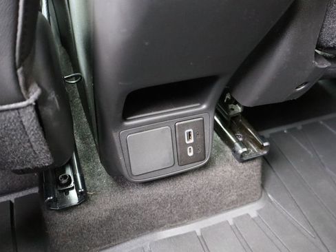 Used 2023 Buick Encore GX Select w/ Sport Touring Package image 36