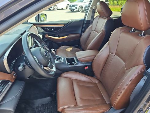 Used 2020 Subaru Outback Touring AWD/4WD image 10