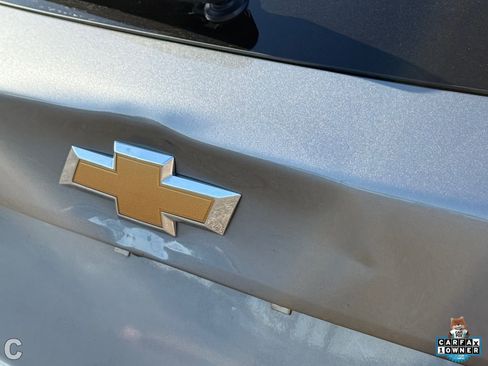 Certified 2025 Chevrolet Trax LS image 9