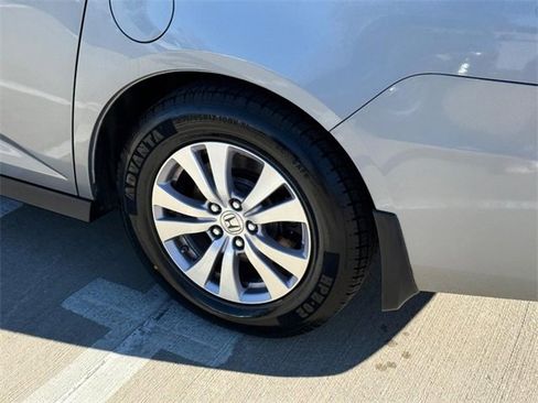 Used 2016 Honda Odyssey EX-L image 7