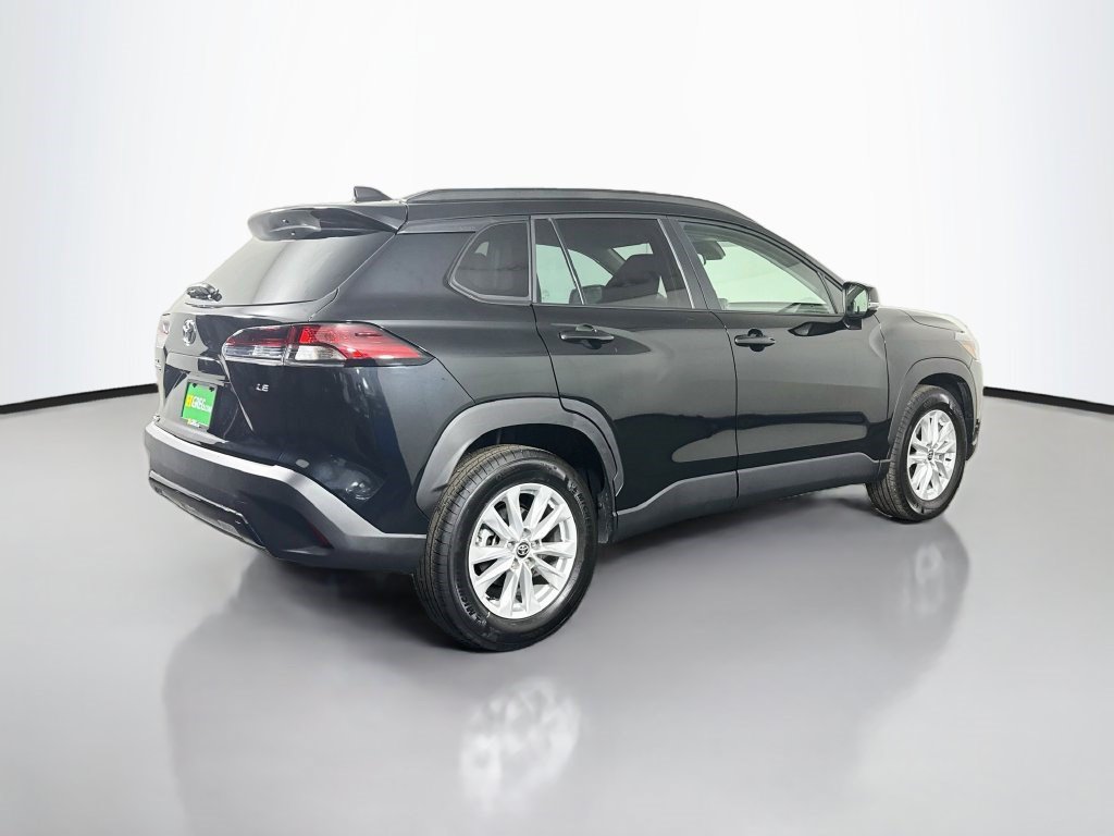 Used 2026 Toyota Corolla Cross LE FWD image 10